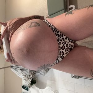 Preggo panties