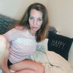Sexy Grace Dickerson photo shoot