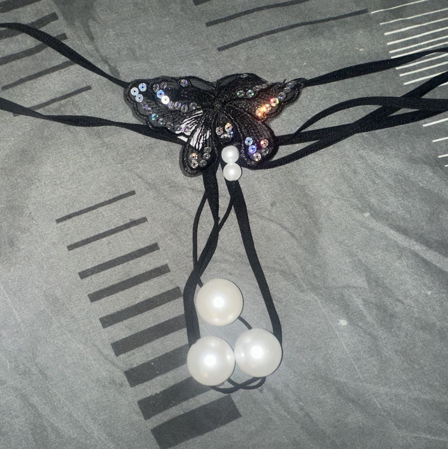 Luxury pearls thong
