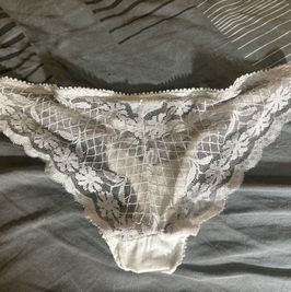 White cotton and lace panty