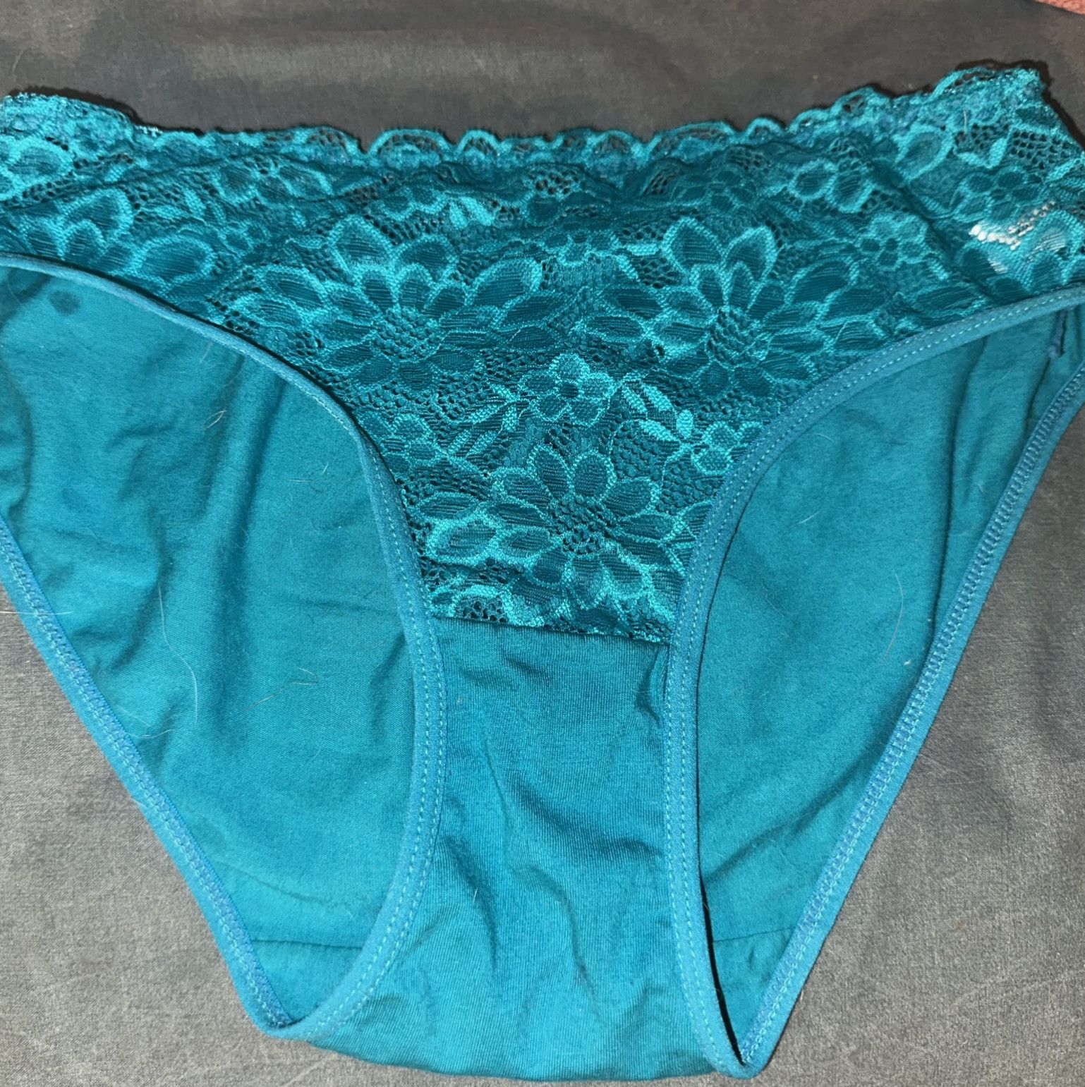 Sea blue cotton and lace bikini