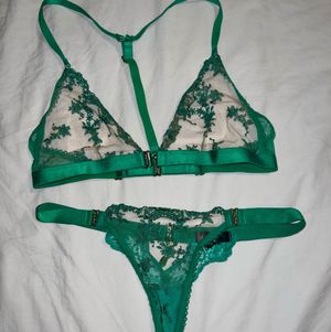 Rylee Ryder Christmas Lingerie