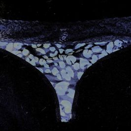 BLACK AND GREEN CHEETAH PRINT THONG