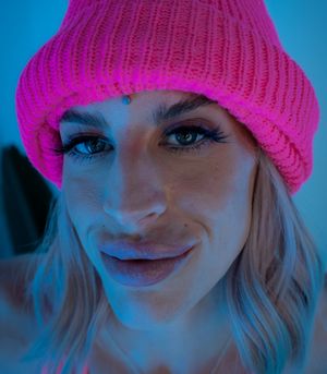 Facial Desire Photo Set