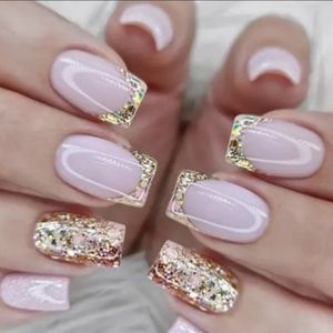 Pay for my manicure