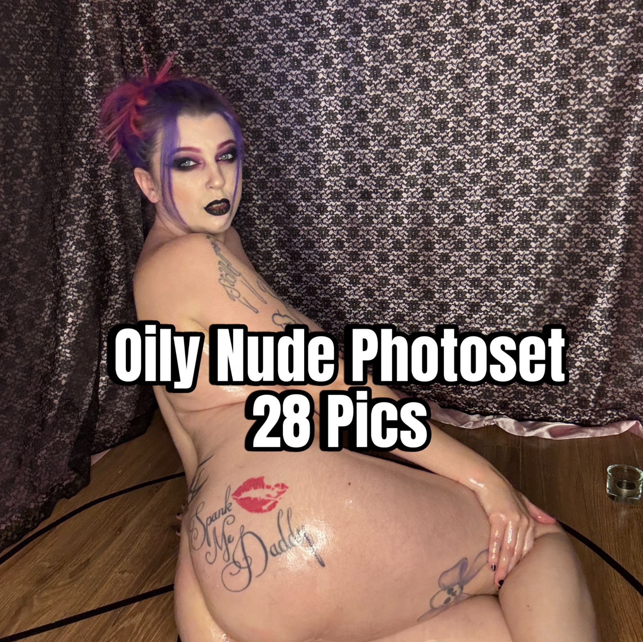 Oily Nude Photoset 28 Pics