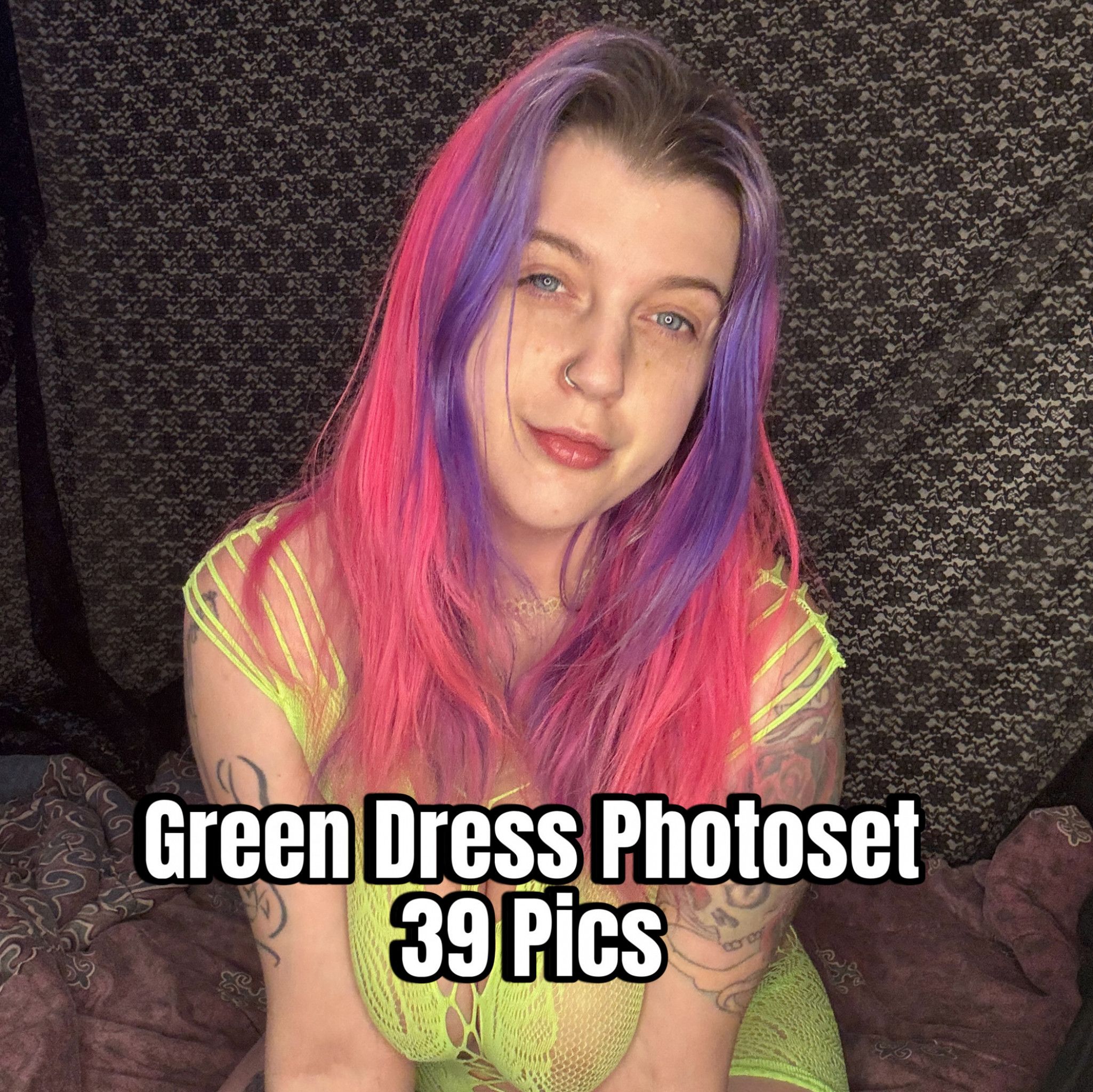 Green Dress Photoset 39 Pics