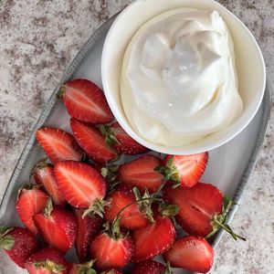 Nude Strawberries n Cream Photoset