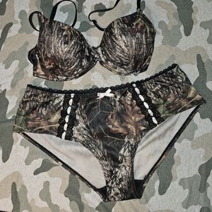 Camo bra and panty set