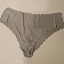 Spoil me! Grey panties worn 3 days without being washed