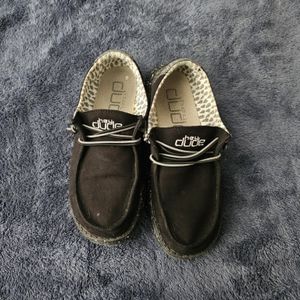Hey Dudes womens size 6