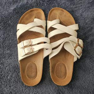 Size 6 Womens sandals