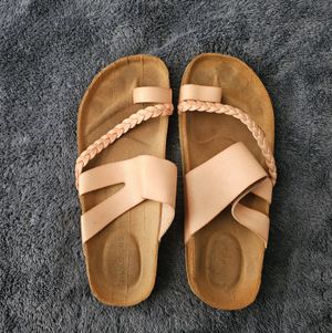 Size 6 Womens sandals