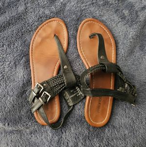 Womens size 6 sandals