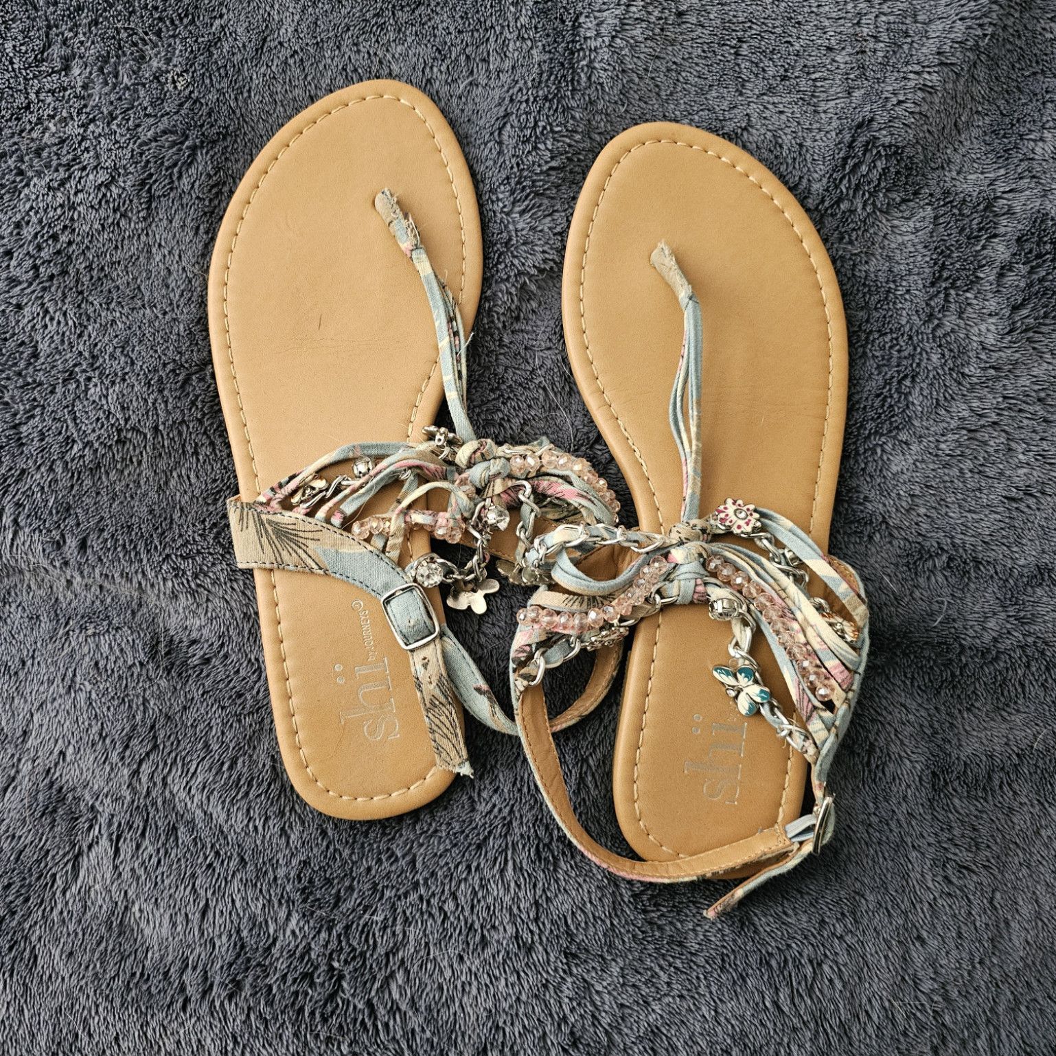 Womens size 5 sandals