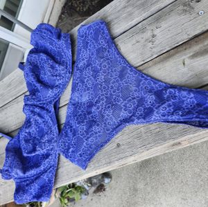 Blue lace set