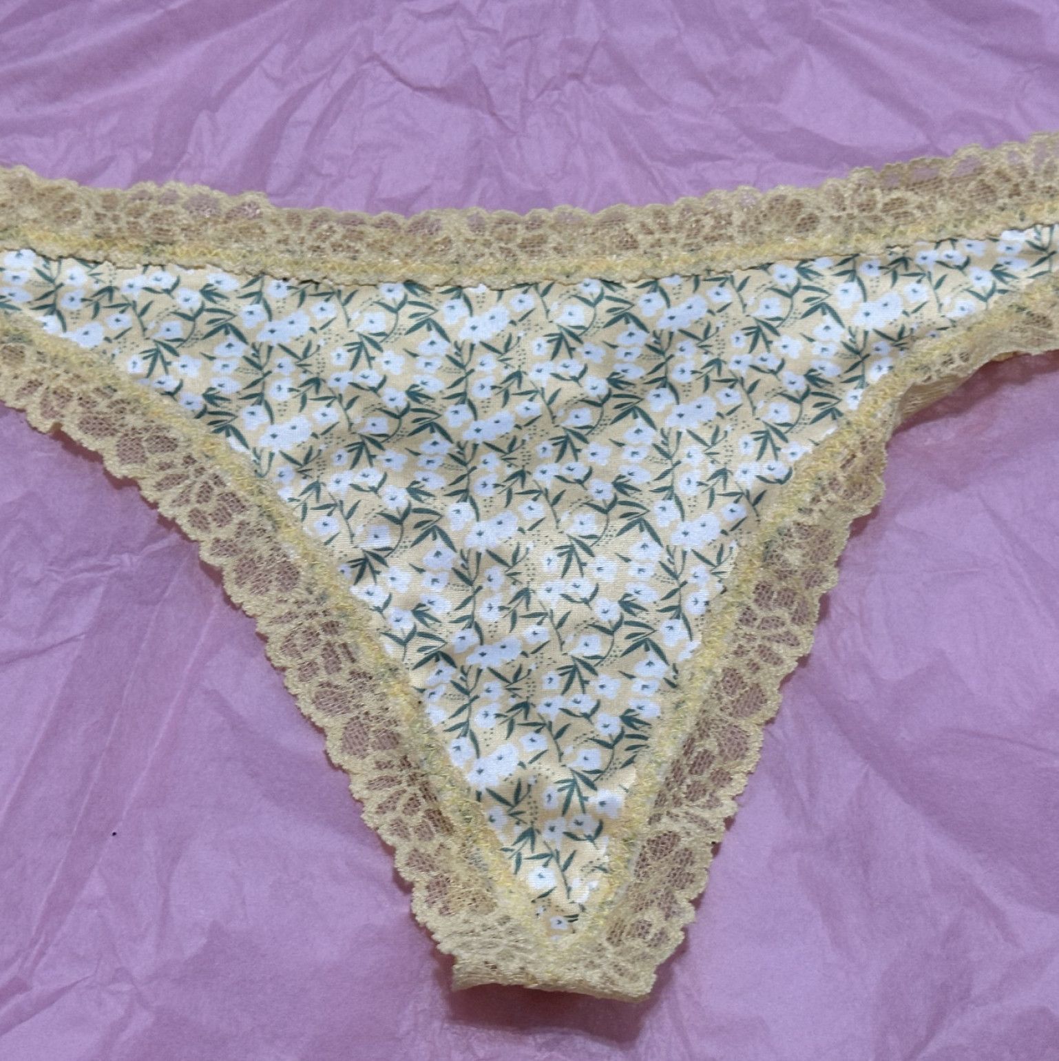 Yellow Thong with White Flowers