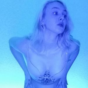 Write your name on my boobs