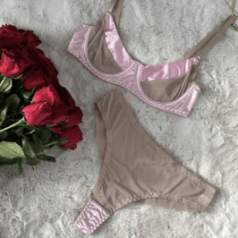 Give me flowers and lingerie
