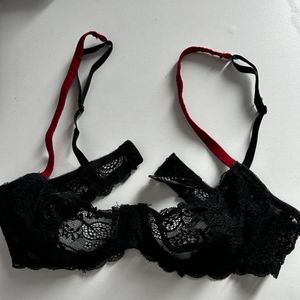 dominant bra