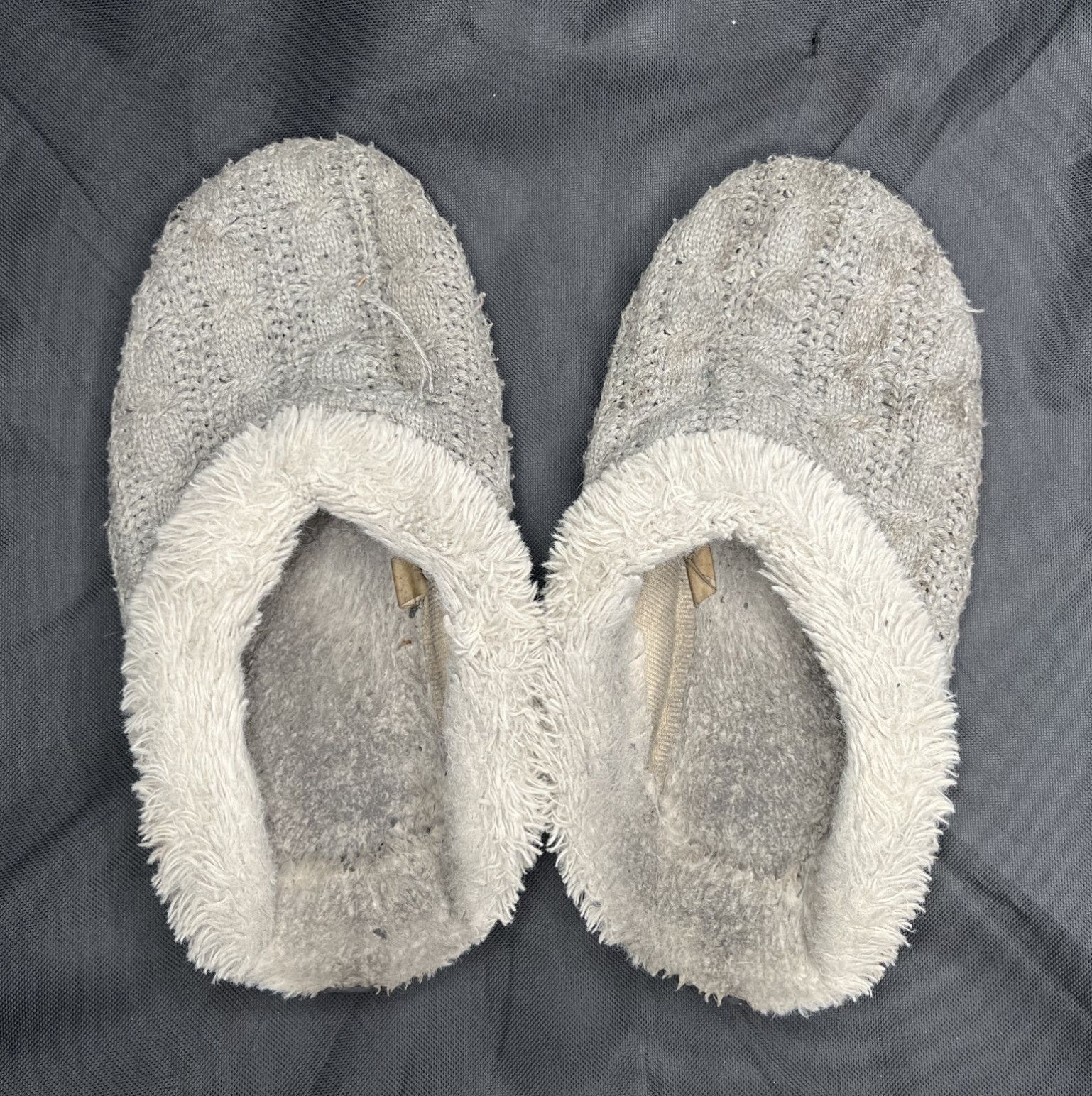 4yr old Dirty Stinky House Slippers