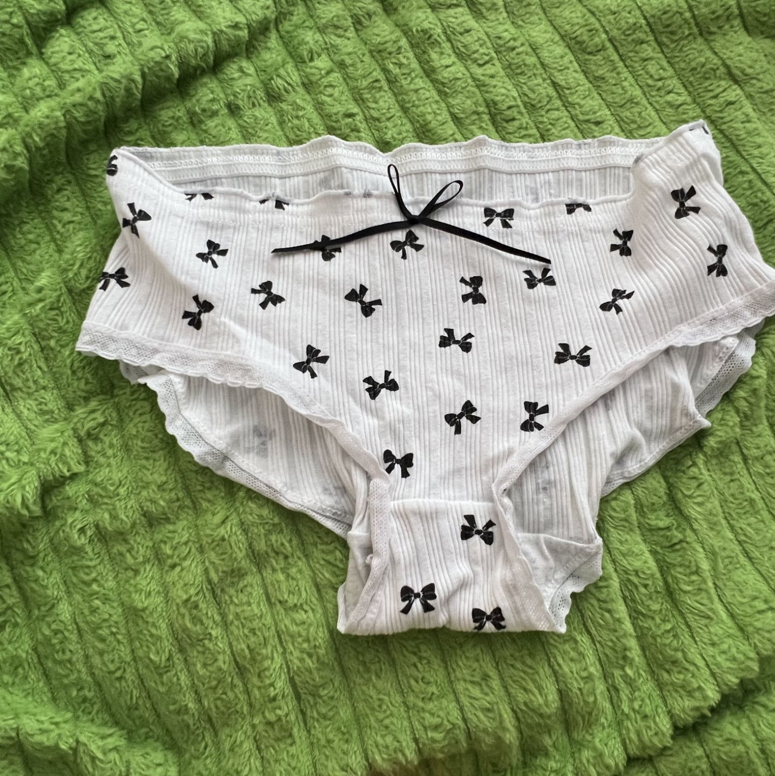 Bow tie underwear