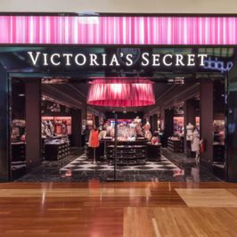 Gift me : Victorias Secret shopping trip