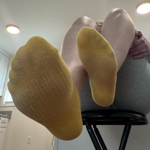 Yellow ribbed short socks