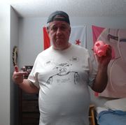 Vintage VonSwine T Pig Dilemma WHT