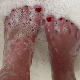 FEETIES