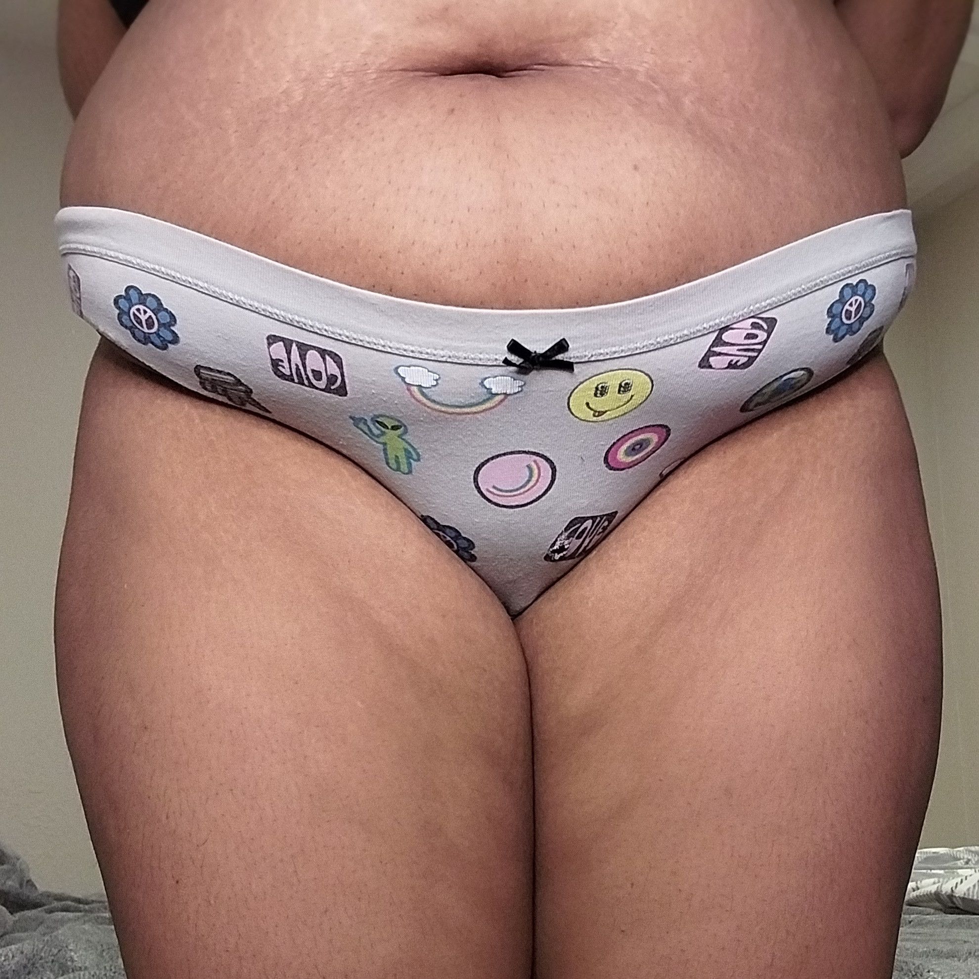 We come in peace and love panties