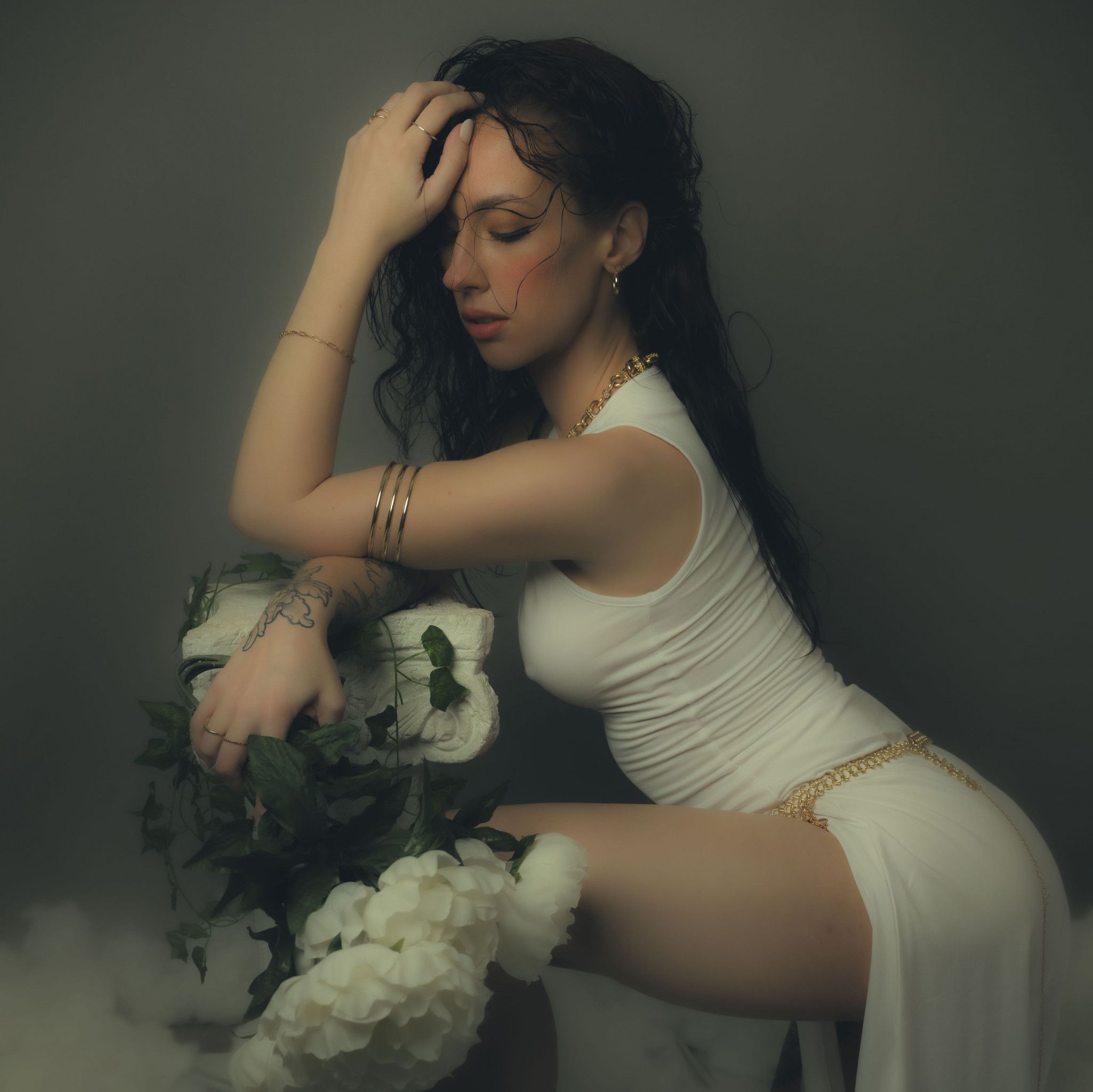 MOODY EDIT Goddess Photoset