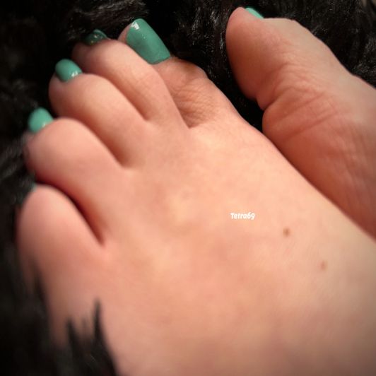 St Pattys day 2024 feet photo set