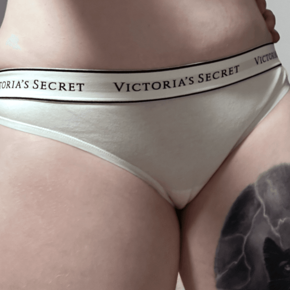VC White Thong