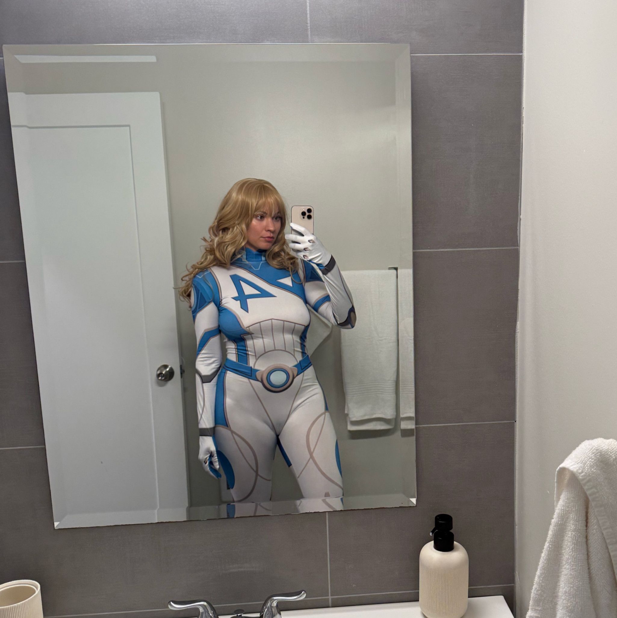 Invisible Woman Cosplay Suit in Squirt