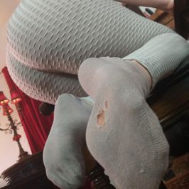 White puma workout socks