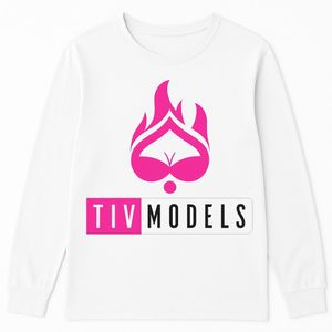 Tiv models white crew neck sweatshirt
