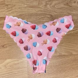 Cupcakes worn panties