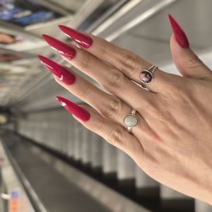 Pay for my nails
