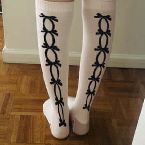 CALF HIGH SOCKS