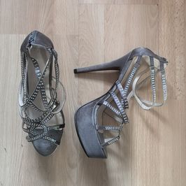 Fabulous Grey and Diamante 6 Inch Heels New with Marks UK 8