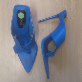 Cute Blue Anne Michelle Heels UK Size 7