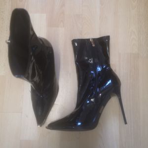 Black Patent Boots with Four and a Half Inch Heels UK Size 8