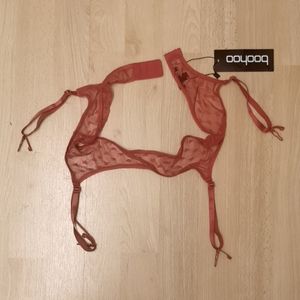 Red Boohoo Size 14 4 strap suspender belt