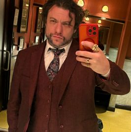 The ins and outs of dating a stripper class