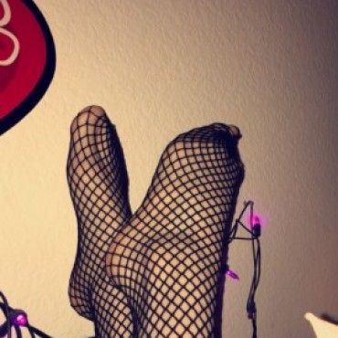 Fishnet Foot Fetish Photoset