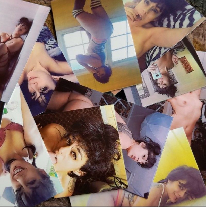 Pack of 7 Nude Polaroid Stickers!