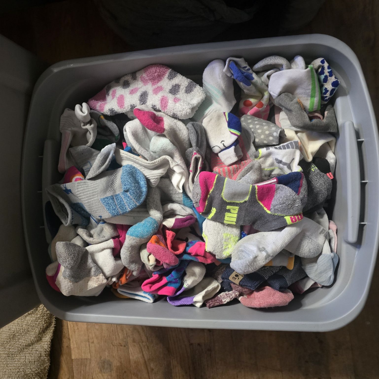 10 pairs of mismatched socks
