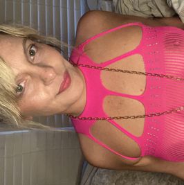 10 min private live show