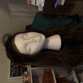 Synthetic long wavy wig